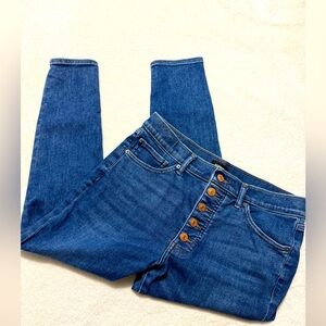 Express high wasted capris